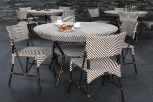 Club Dining Set