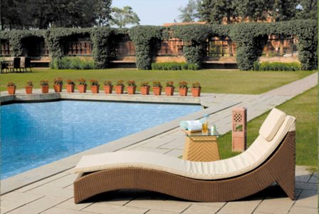 S Shape Lounger