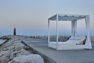 Somerset Day Bed